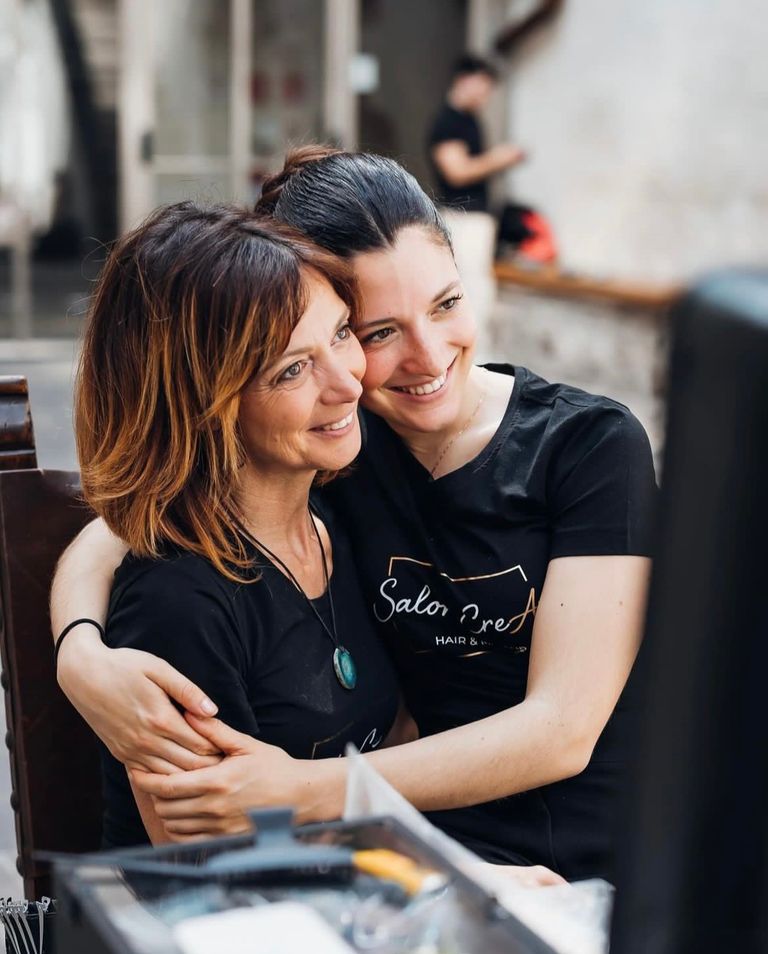 The team of salon CreAtiv, Evelyn and Anna